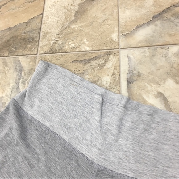 BASIC COLORS Grey Skirt - Picture 6 of 8